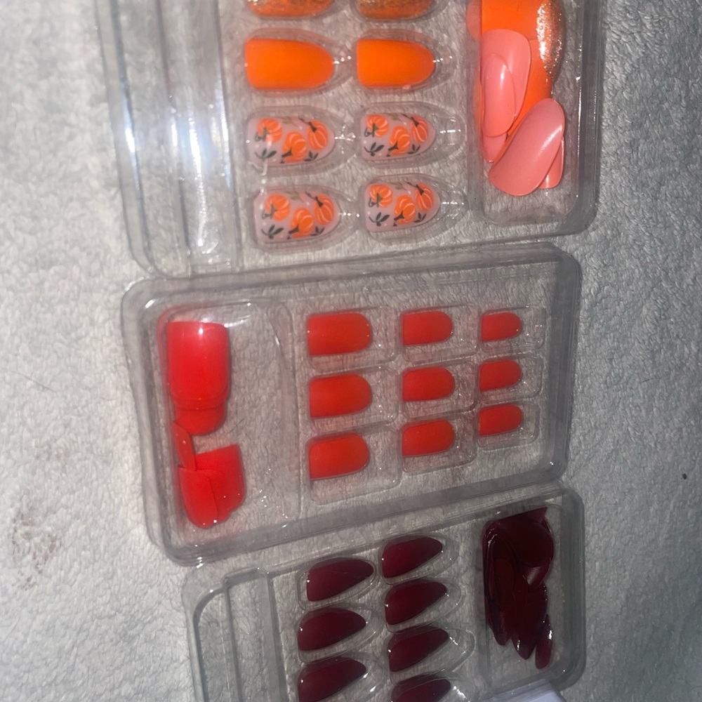Red/Orange Nail Set